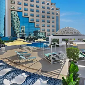 Szálloda Barcelo Al Jaddaf,, Dubaj